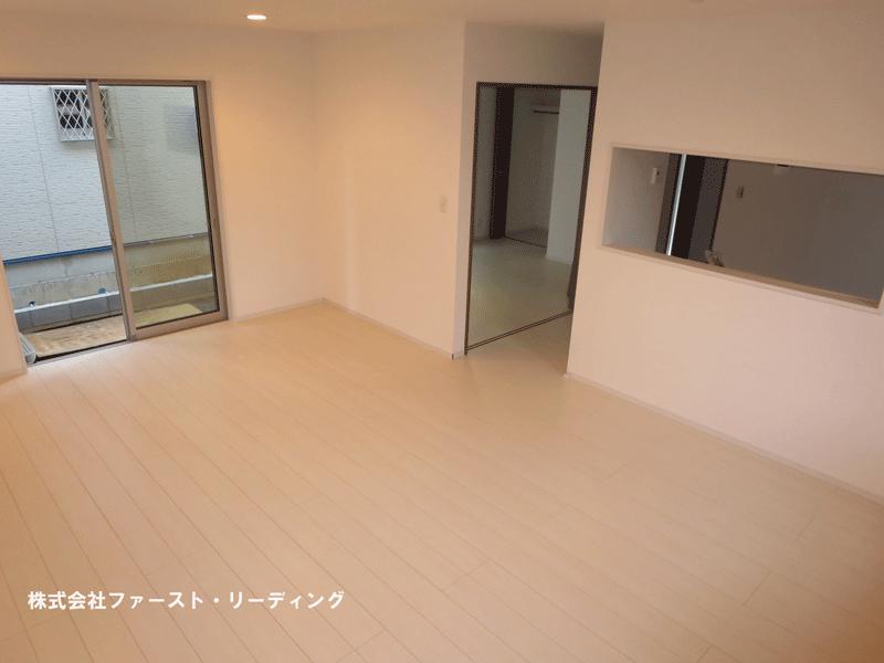 Living. By removing the Western-style partition 19.5 quires ~ You can you live as a luxury large LDK 23.6 quires! (November 12, 2013) Shooting