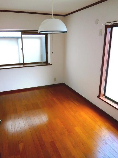 Non-living room. All room southwest of your house to shine in the light to the whole house