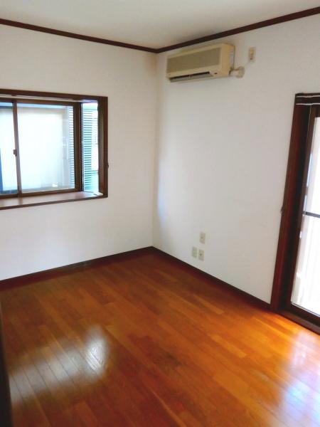 Non-living room. Also glad all room housed in the children's room