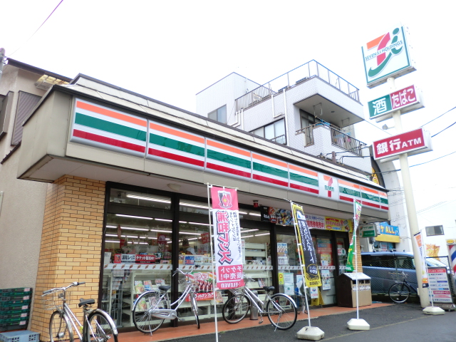 Convenience store. Seven-Eleven Mizuhodai store up (convenience store) 160m