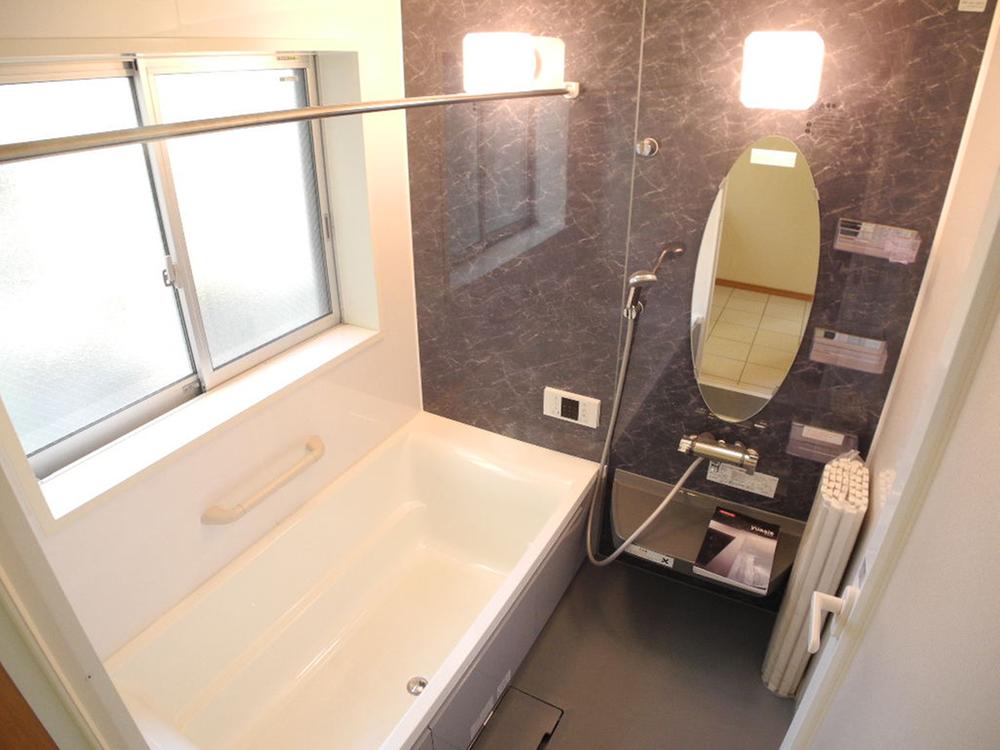 Bathroom. Indoor (12 May 2013) Shooting