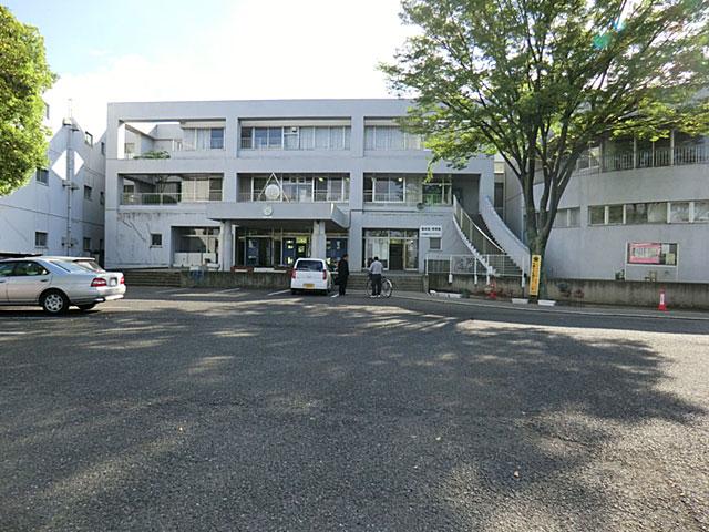 Junior high school. Fujimi Municipal Fujimidai until junior high school 1300m