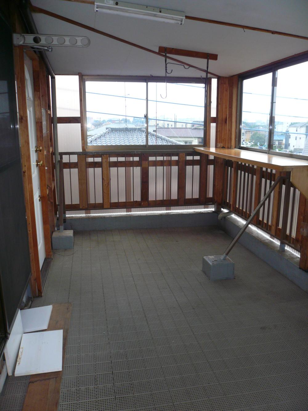 Balcony. 3F balcony