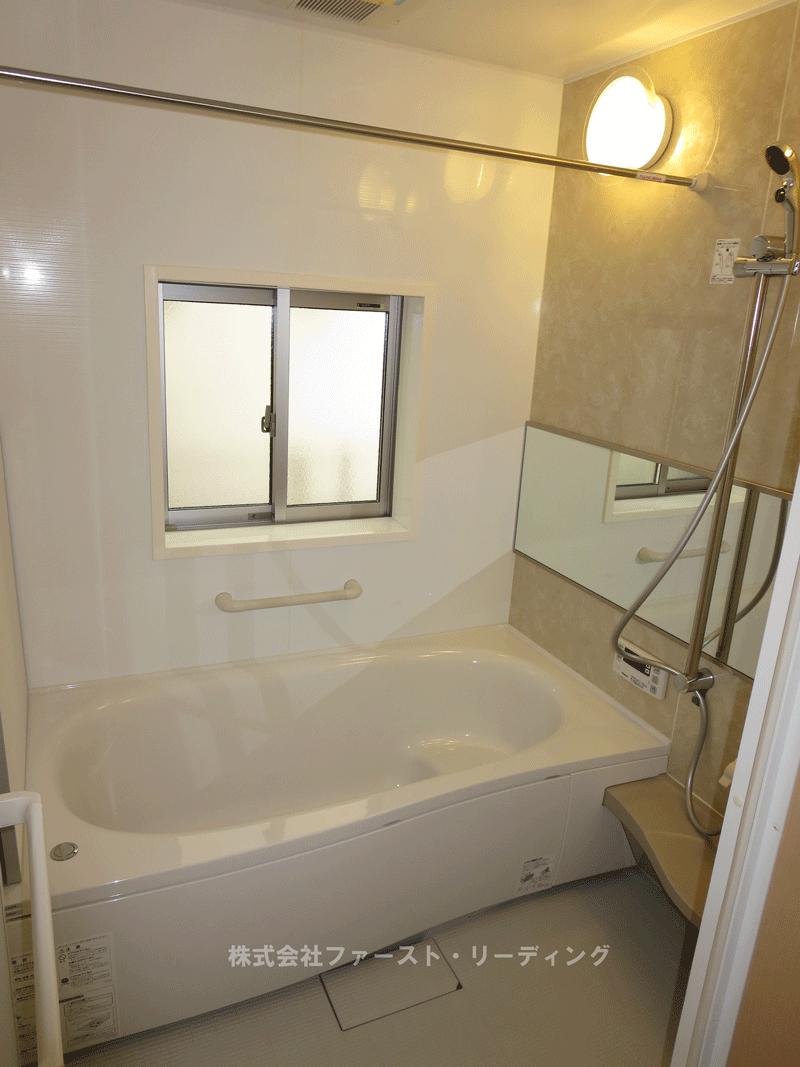 Bathroom. Room (same specification equipment)