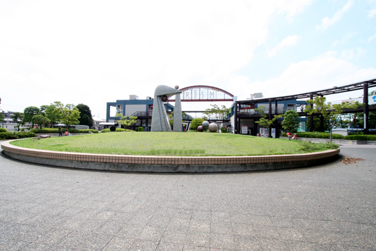 Other Environmental Photo. Rhythm is a shopping mall that contains the 1200m various fashion shops to Mall. It is also fun to come to shopping with your child.