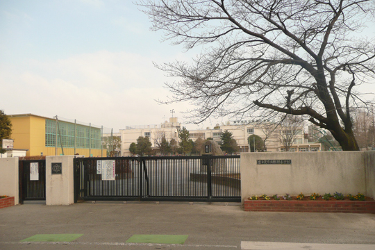 Other Environmental Photo. Katsuse widely your child 500m schoolyard until the elementary school also will grow freely running around. This closeness happy to attend in a 7-minute walk from the property.