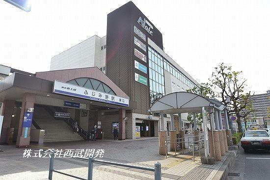 Shopping centre. 113m to Fujimino Nare