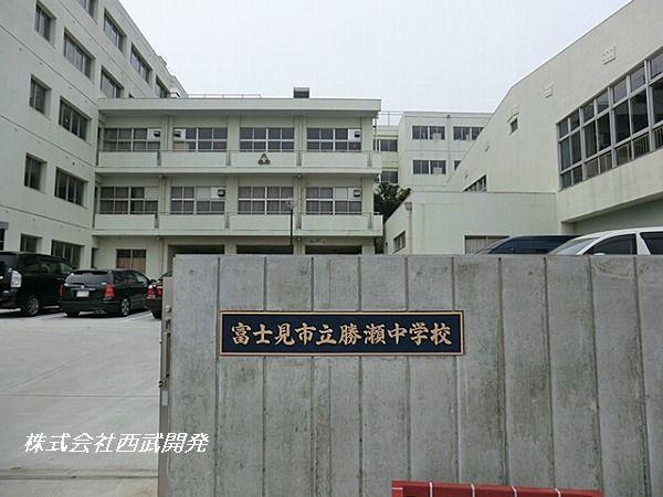 Junior high school. Fujimi Municipal Katsuse until junior high school 1800m