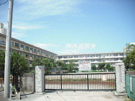 Primary school. 1264m to Suwa elementary school