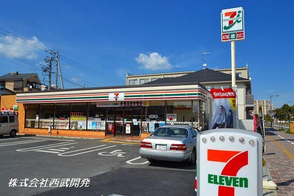 Convenience store. 180m to Seven-Eleven Fujimi Tsurusenishi 2-chome
