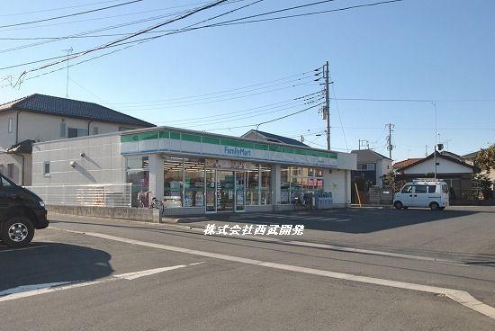 Convenience store. 429m to FamilyMart Fujimi Kyozuka shop