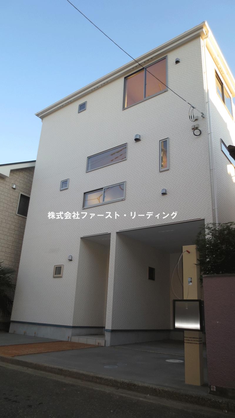 Local appearance photo.  [Fujimi Sekizawa 3-chome of house Field guidance tour] Guests tour the interior of the finished building. It is possible the day guidance. Free dial [0800-808-9656] Fast ・ Please call to leading Sato! (December 14, 2013) Shooting