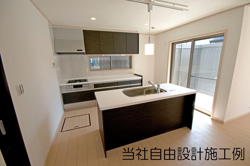 Building plan example (introspection photo). Note: Our free design and construction example kitchen