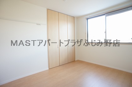 Other room space.  ■ Same construction company It is similar to photo