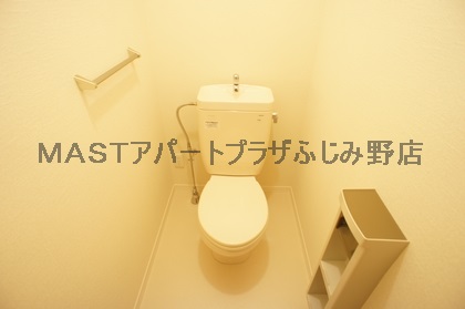 Toilet.  ■ Same construction company It is similar to photo