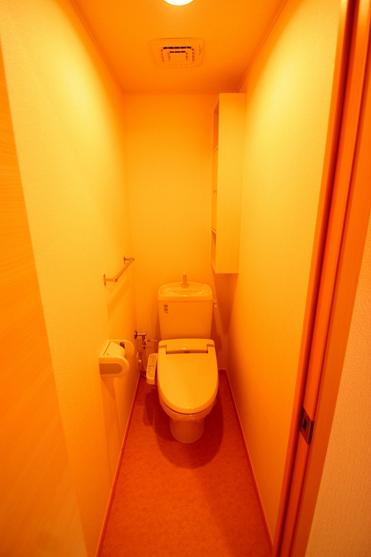 Toilet. ■ Same apartment It is similar to indoor photo