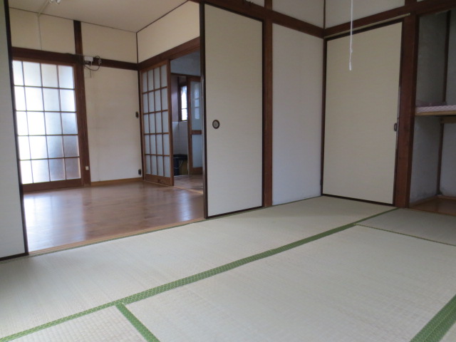 Living and room