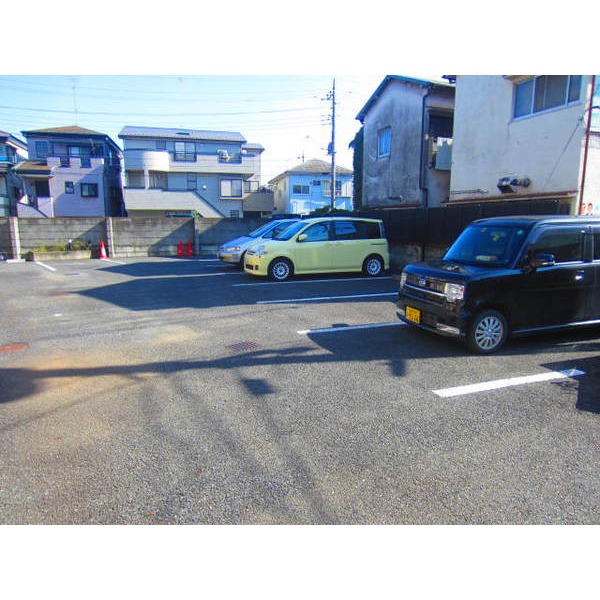 Parking lot