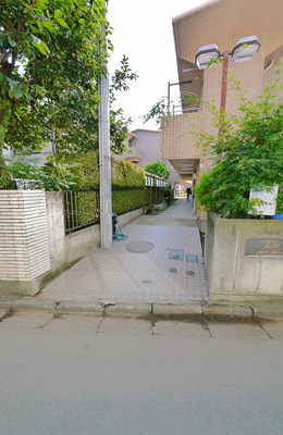 Entrance. Building entrance