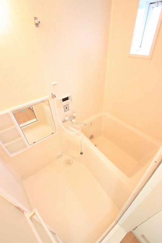 Bath.  ■ Same apartment It is similar to photo