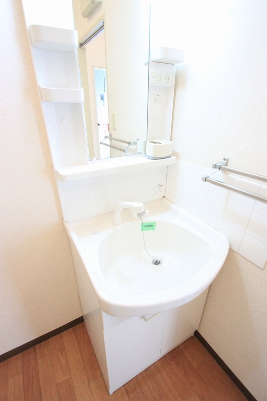 Washroom.  ■ Same apartment It is similar to photo