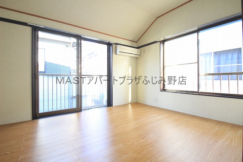 Living and room