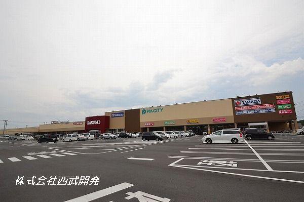 Shopping centre. Piashiti Until Kasumi 260m