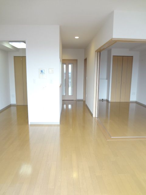Living and room