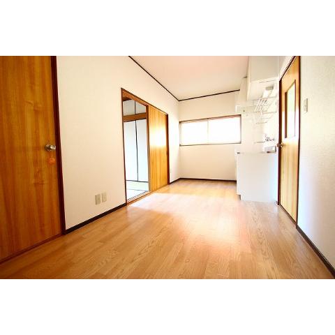 Living and room