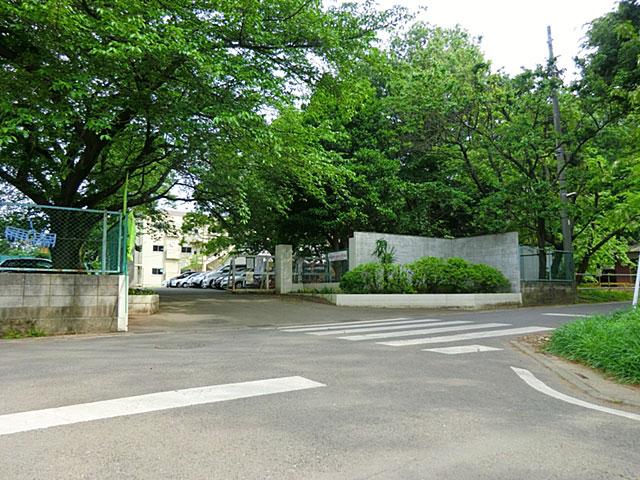 Primary school. Fujimino Municipal Tsurugaoka to elementary school 880m