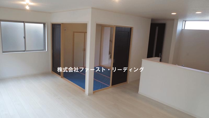 Living.  [Building 2] 18.8 Pledge LDK Partition of the Japanese-style room is available you live as well as a luxury LDK 23.3 quires if Suze! (December 16, 2013) Shooting