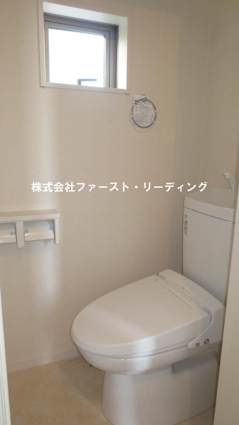 Toilet.  [Building 2] 1F2F toilet with bidet! (December 16, 2013) Shooting