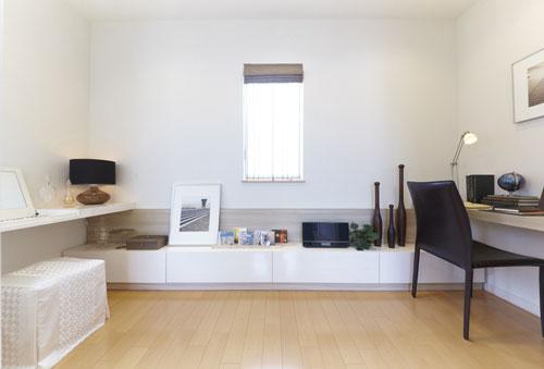 Model house photo. Live better feelings of <will ・ Of multi-space to fulfill the Will> "Will space" is, Large closet and study, Private space, such as, Very convenient space that make it useful for a variety of mastering. (Model house photo)