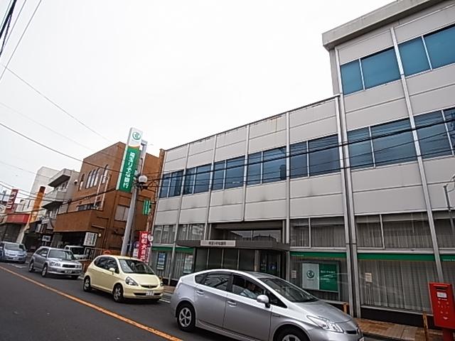 Bank. Saitama Resona Bank Kamifukuoka to the branch 359m