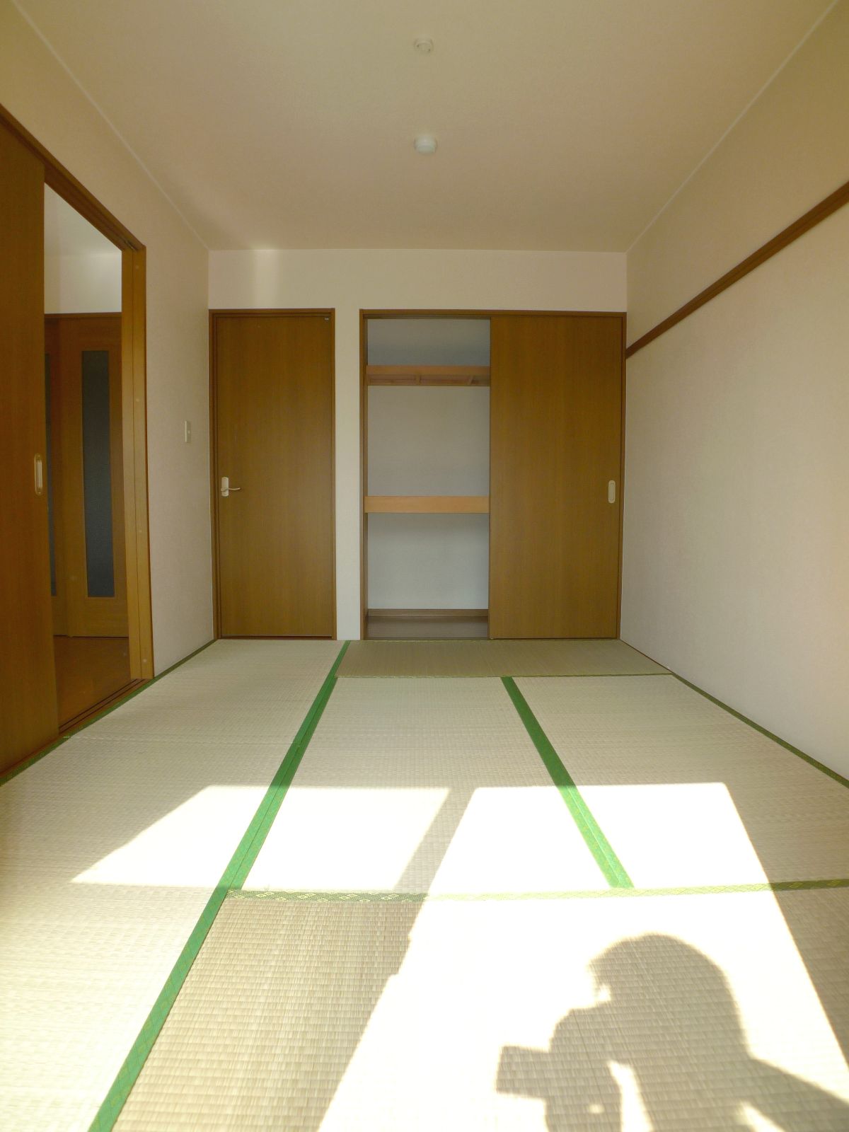 Living and room