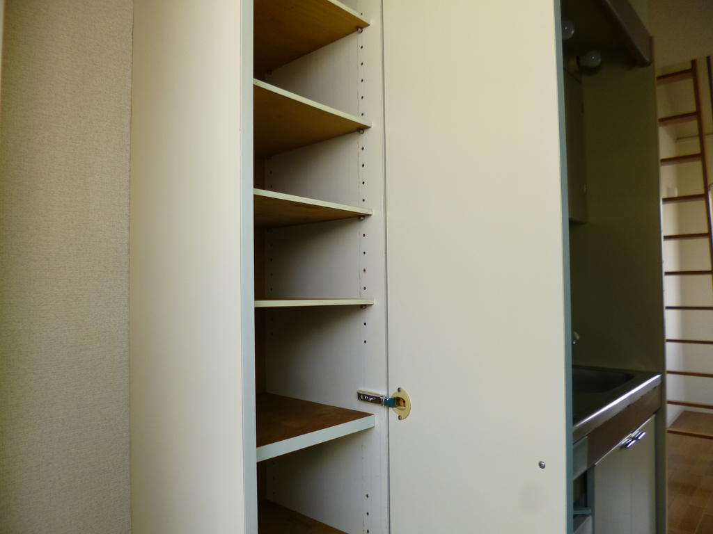 Entrance. Shoe box