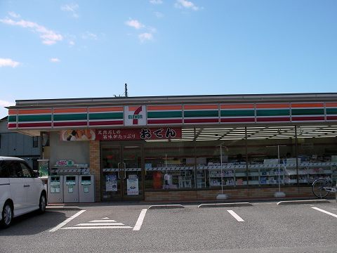 Convenience store. Seven-Eleven Fukaya east store up (convenience store) 329m