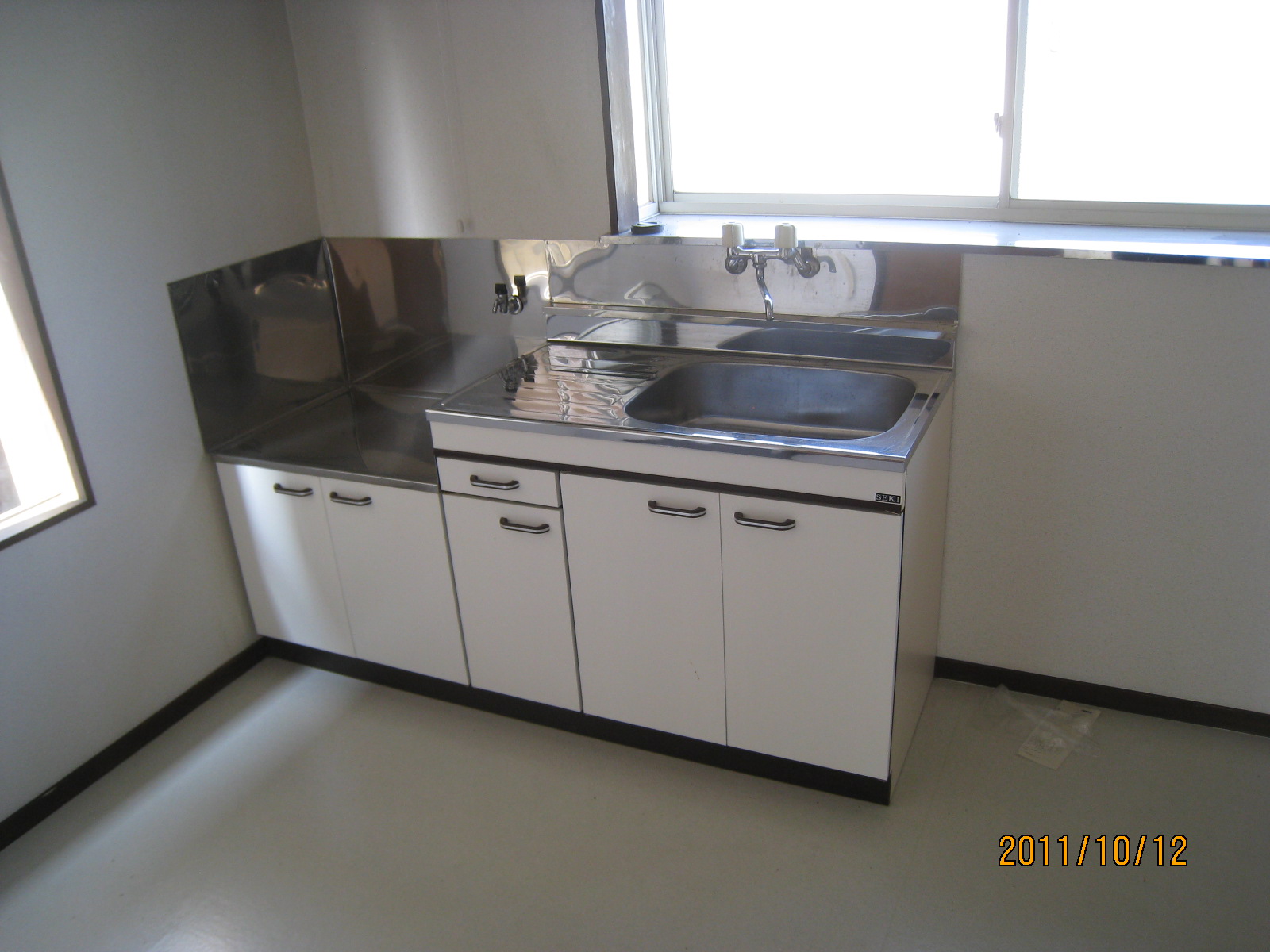 Kitchen. It is a new article! ! 