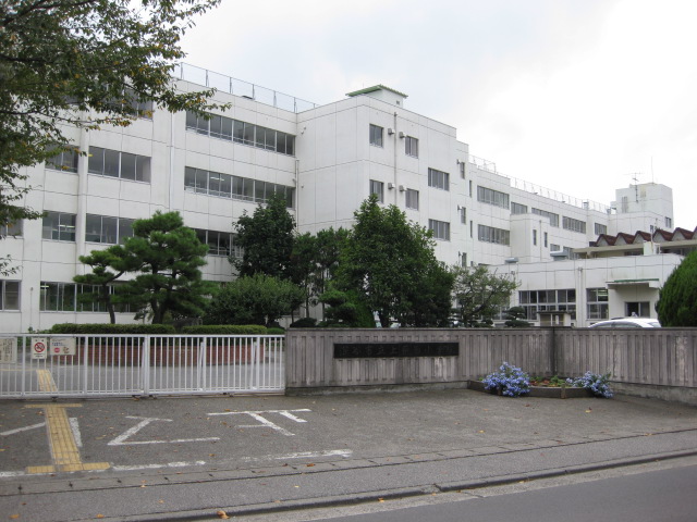 Primary school. Fukaya Municipal Kamishiba Nishi Elementary School 530m until the (elementary school)