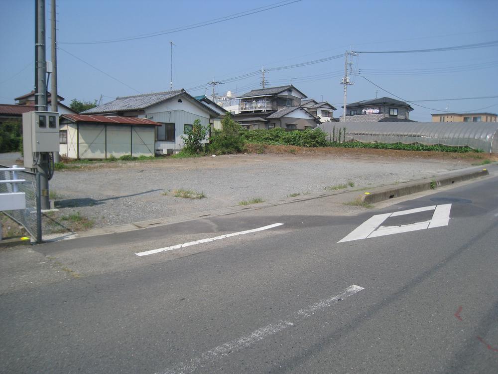 Local land photo. Land is spacious.