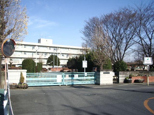Primary school. Fukaya Municipal Fukaya until elementary school 859m