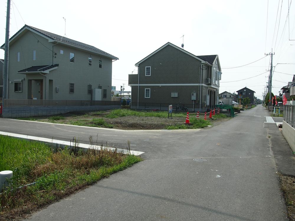 Local land photo. North 4m × east 4.5m 60 square meters ・ Is a corner lot. 