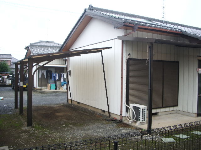 Parking lot