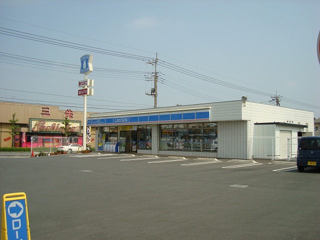 Convenience store. 585m until Lawson Fukaya Uwanodai store (convenience store)