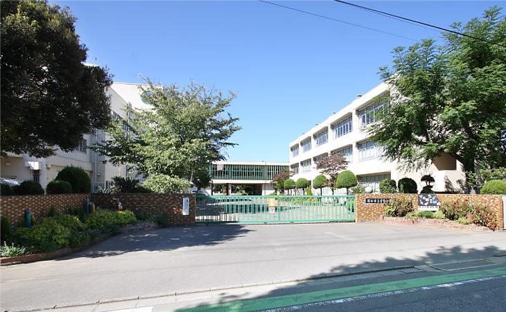 Primary school. Tokiwa until elementary school 320m 4-minute walk