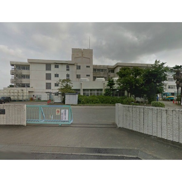 Primary school. Fukaya Municipal Fukaya Nishi Elementary School 633m until the (elementary school)