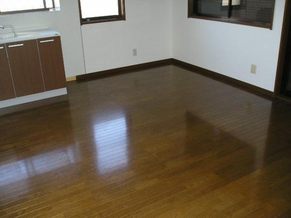 Living. floor, It was flooring overlaid clad. ceiling ・ It was re-covered wall Cross.