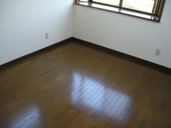 Non-living room. ceiling ・ wall, It was re-covered cross