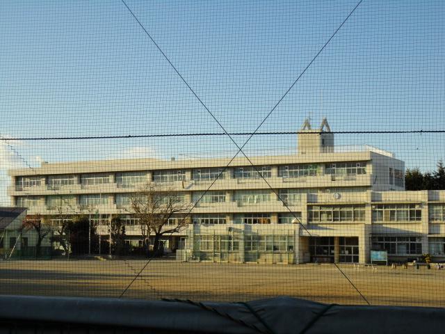 Primary school. Fukaya Municipal Sakuragaoka to elementary school 1192m