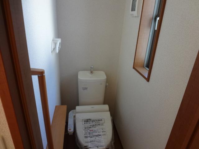 Toilet. Second floor room